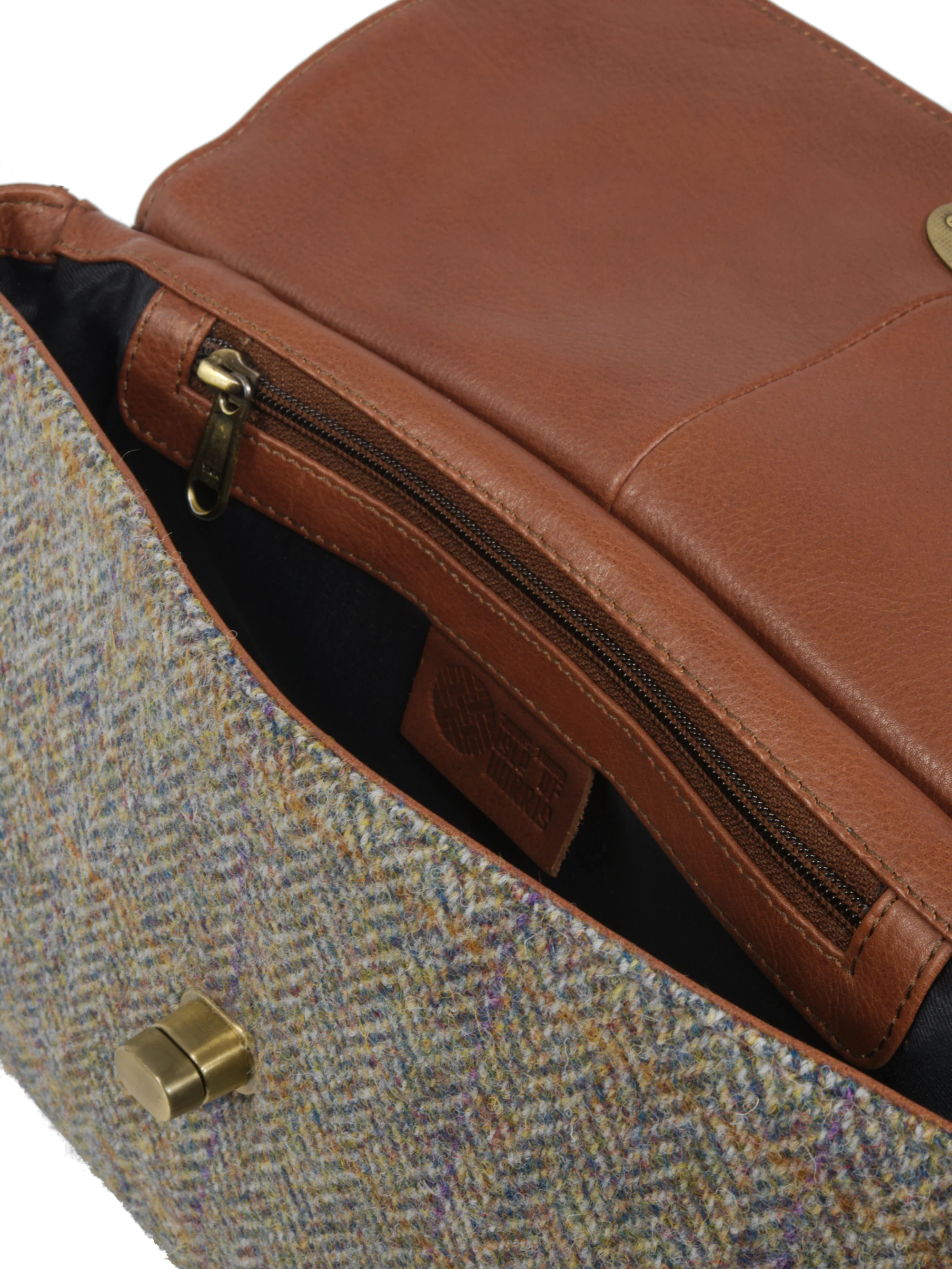 Harris Tweed Berneray Bag - HB107 - Image 7