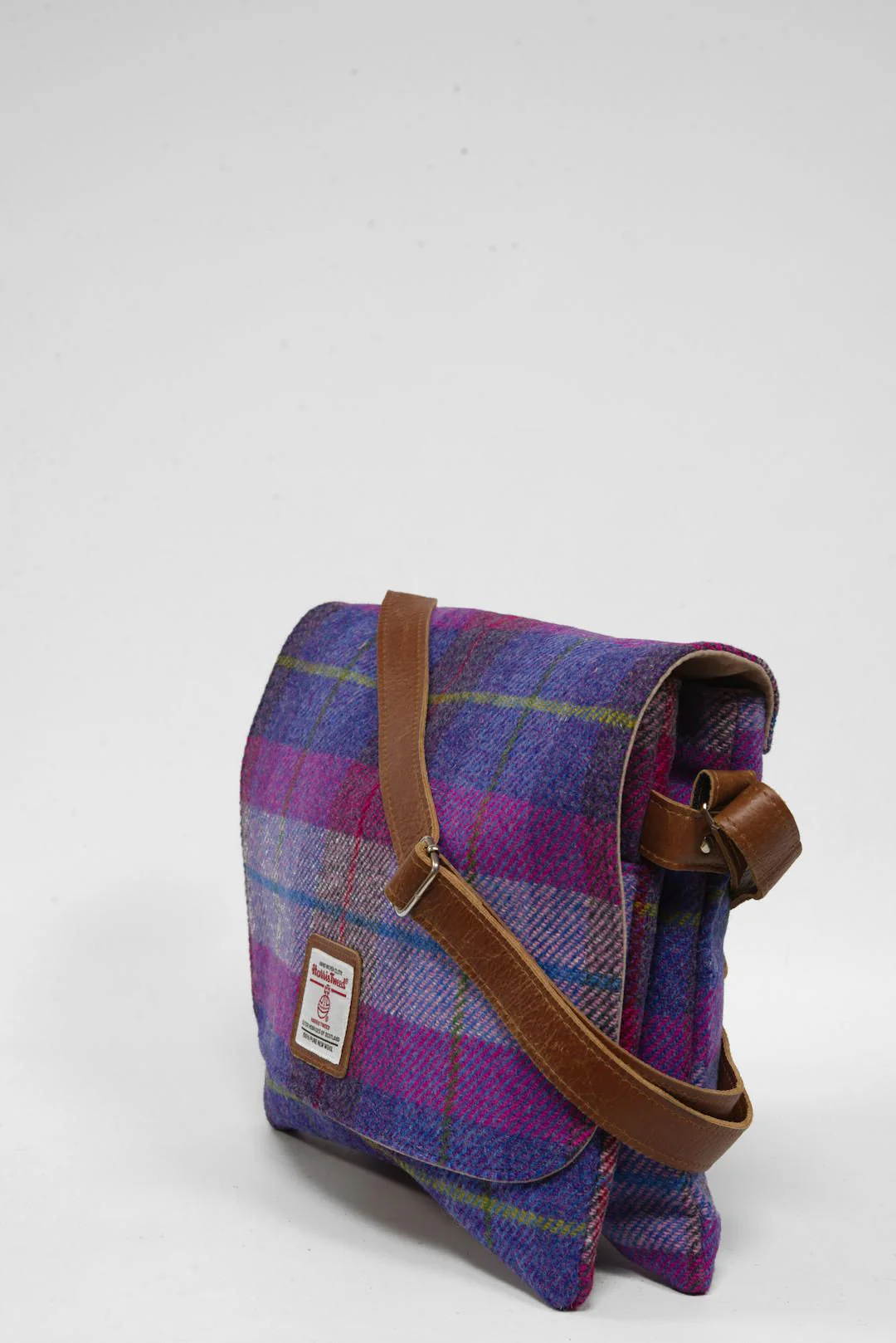 Harris Tweed Scalpay Bag - A0114 (Tan Leather) - Image 2
