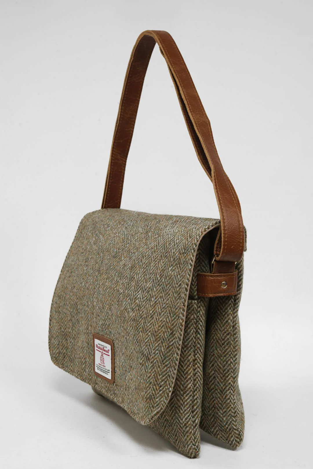 Harris Tweed Scalpay Bag - HB52 (Tan Leather) - Image 3