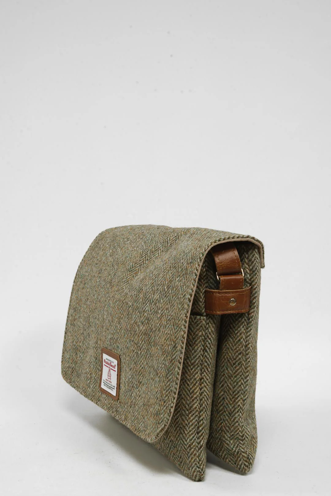 Harris Tweed Scalpay Bag - HB52 (Tan Leather) - Image 6