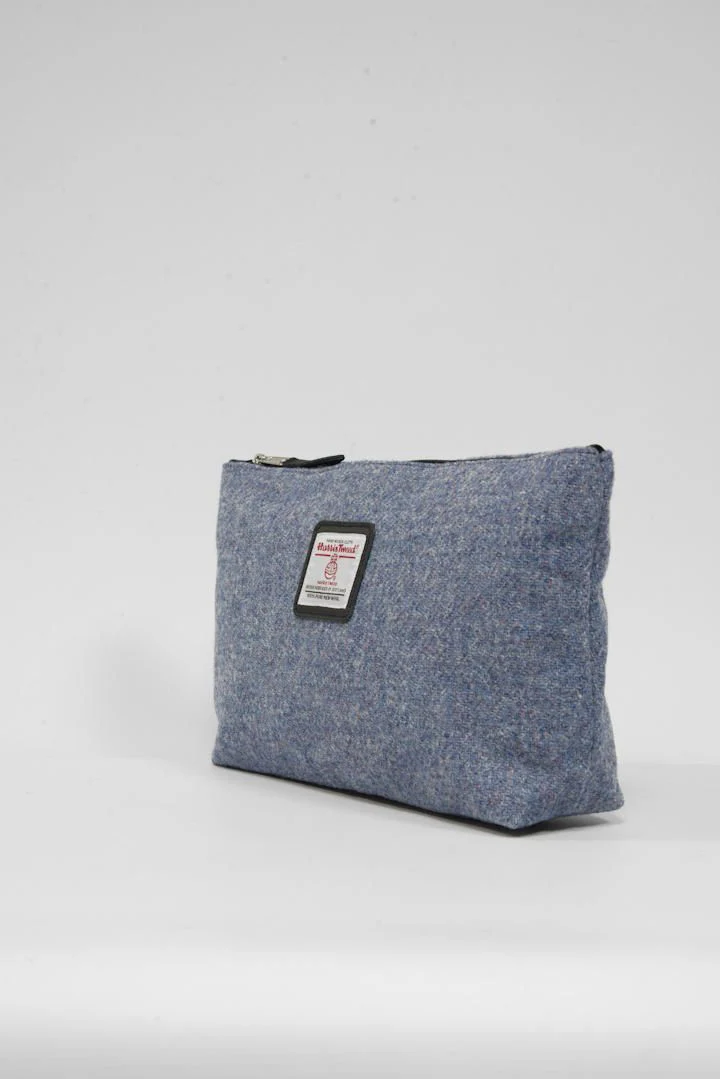 Harris Tweed Toiletries Bag - 228 Black Leather - Image 2