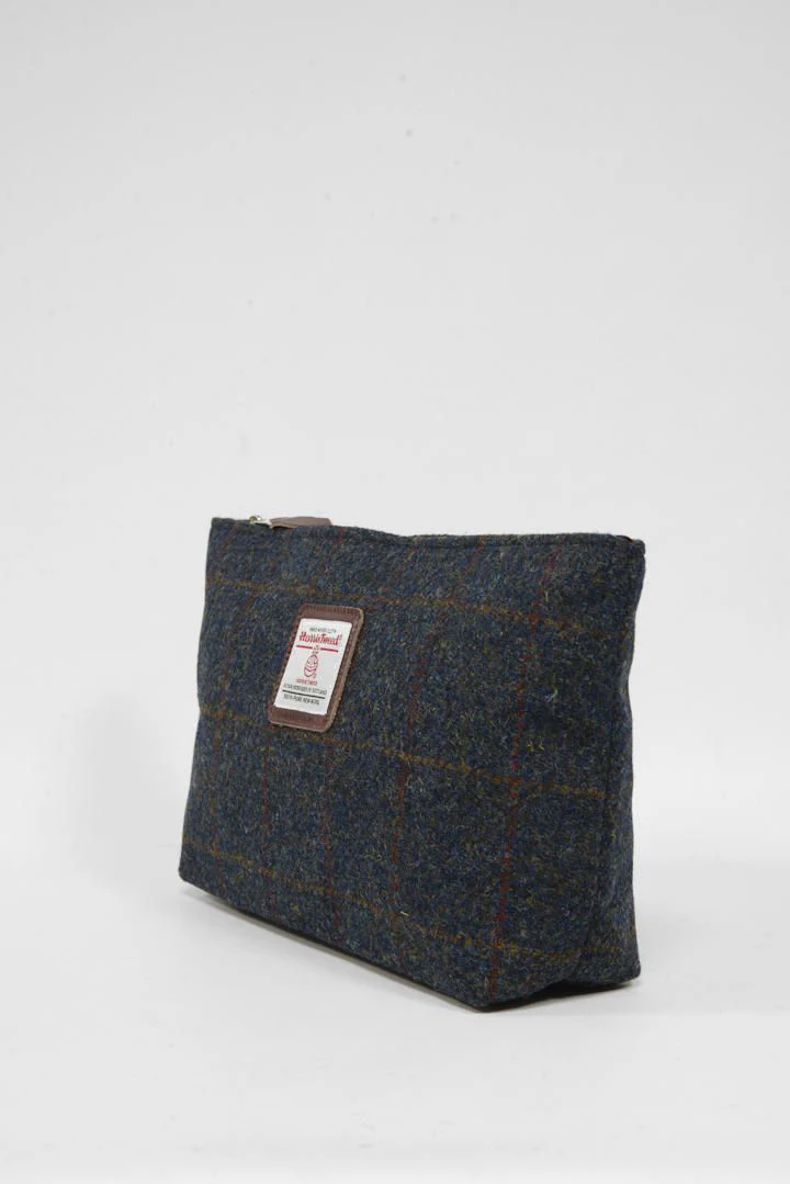 Harris Tweed Toiletries Bag - A0239 (Brown Leather) - Image 2