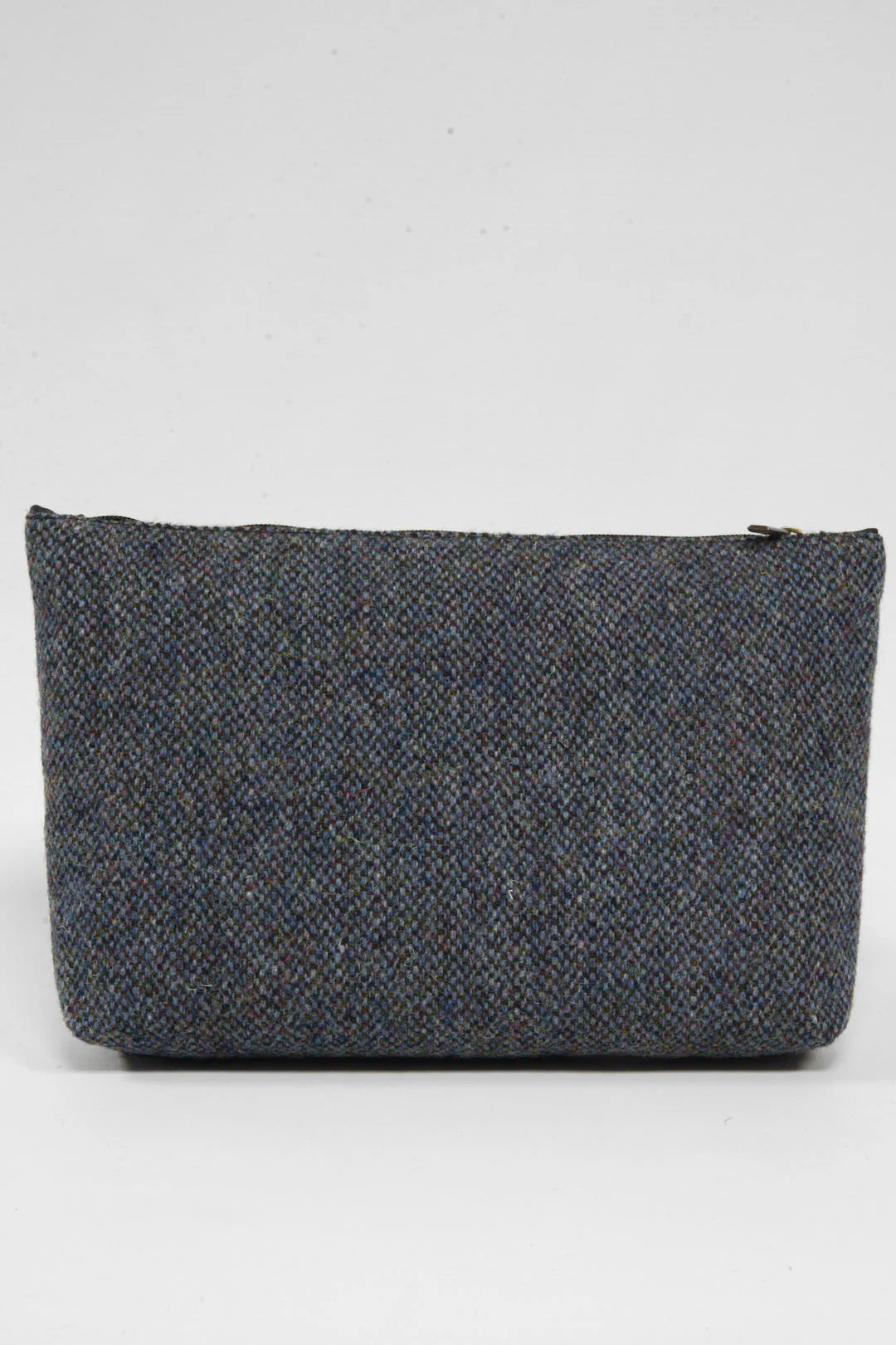 Harris Tweed Toiletries Bag - BC1 (Black Leather) - Image 3